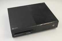 konsola MICROSOFT XBOX ONE model 1540 1TB