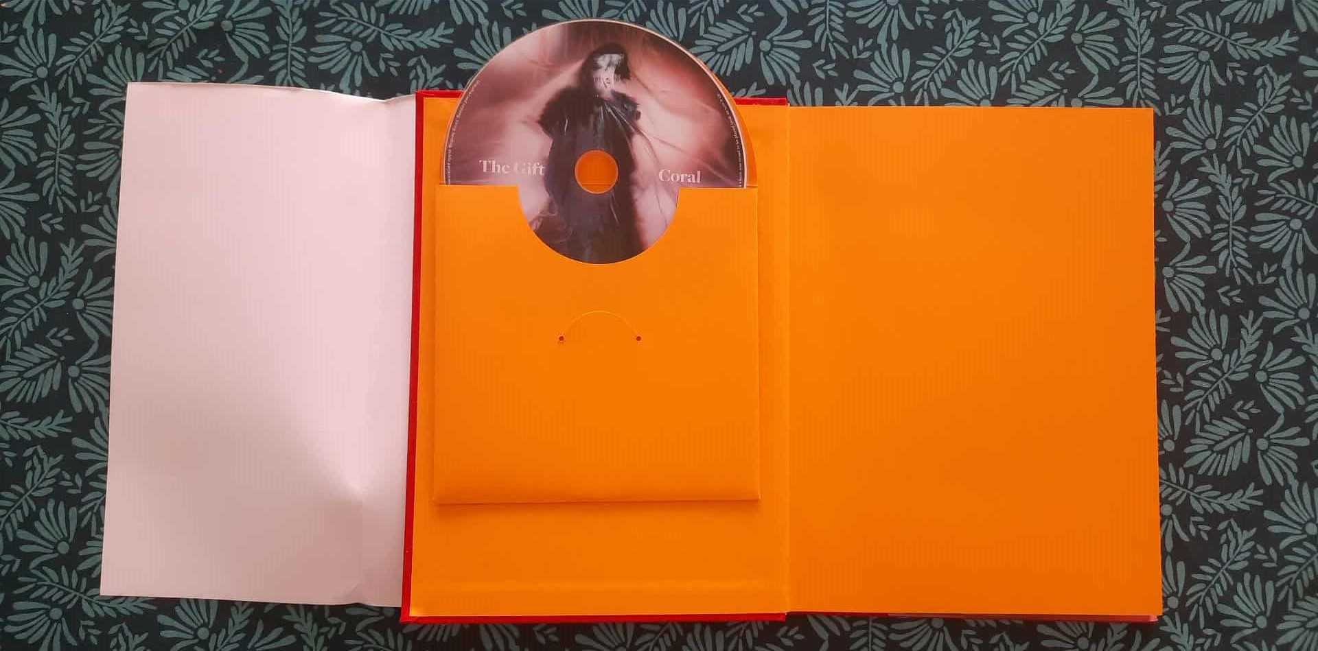 The Gift – Coral