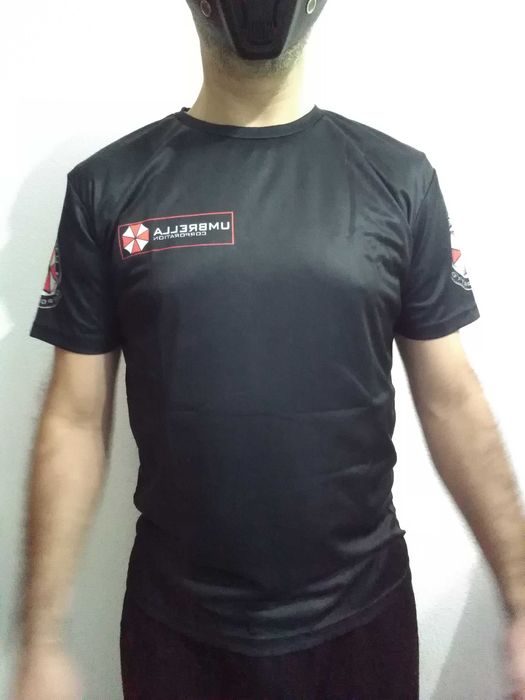 T-Shirt Umbrella Corporation (Our Business Is Life Itself) L