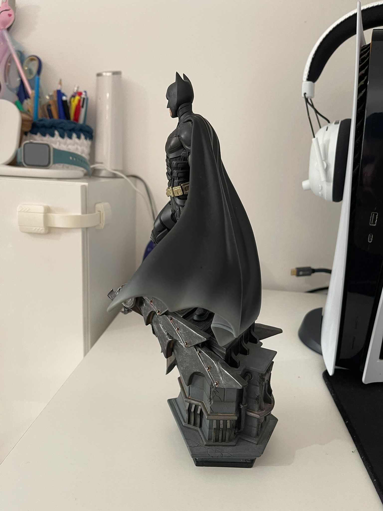 Estátua Batman Deluxe The Dark Knight Iron Studios
