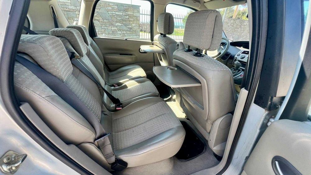 Renault Megane Automat 2.0 benz. Ładny Stan