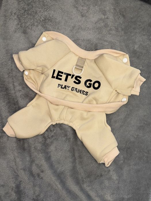 Комбінезон на маленьку собачку