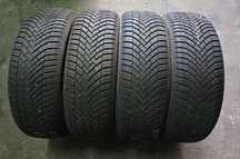 Opony Wielosezonowe Continental 215/55/17 Jarbet #A56