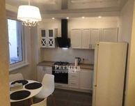 Продам квартиру з ремонтом район ТЦ Атріум
