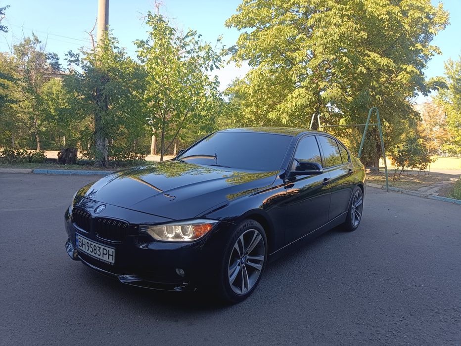 BMW f30 328i хорошая комплектация!!