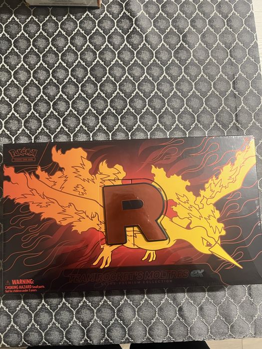 Moltres SPC Pokémon TCG nowe seald