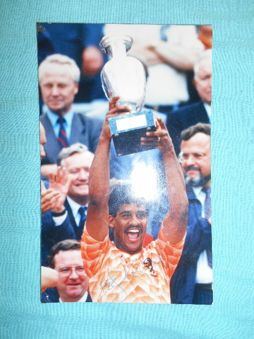 FRANK RIJKAARD(Holandia) Zdjęcie z oryginalnym autografem ME 1988