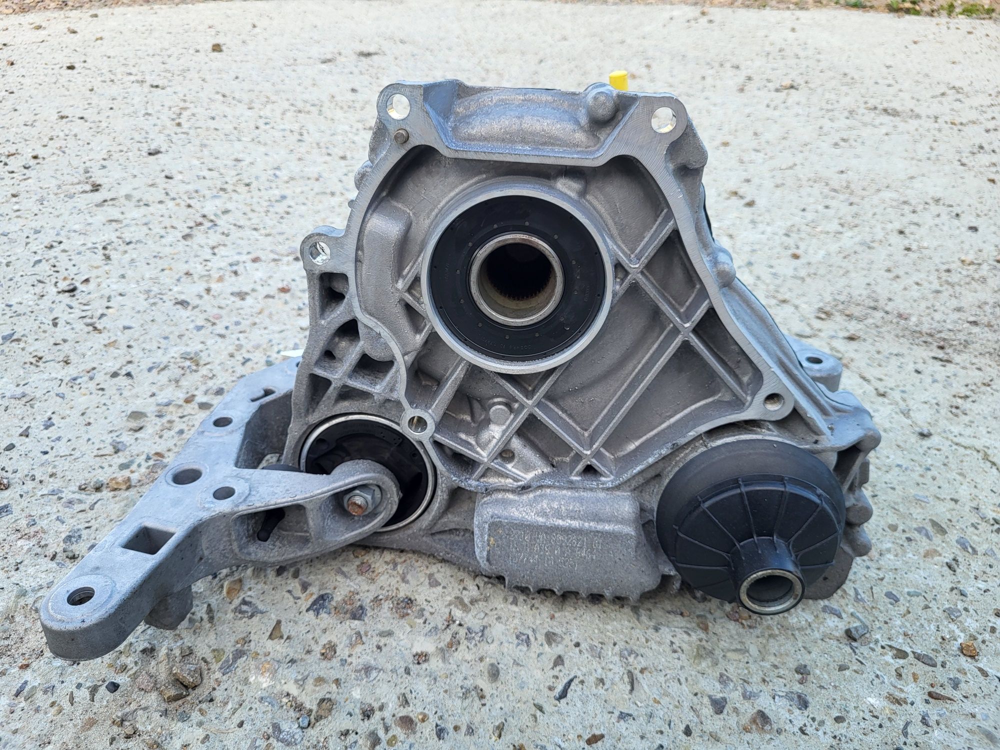 Reduktor Skrzyni Biegów Rozdzielacz bmw m5 f90 G30 m8 f92 f93 4.4 v8