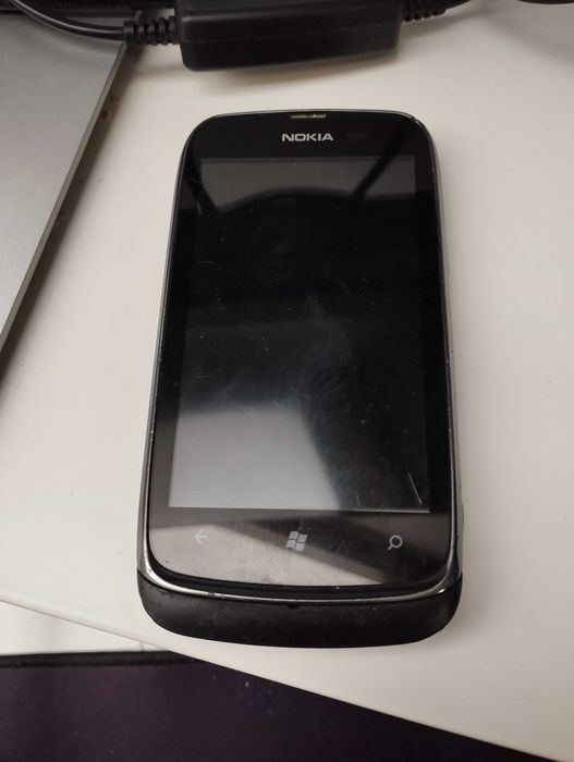 Telefon smartfon Nokia Lumia 610 – używana