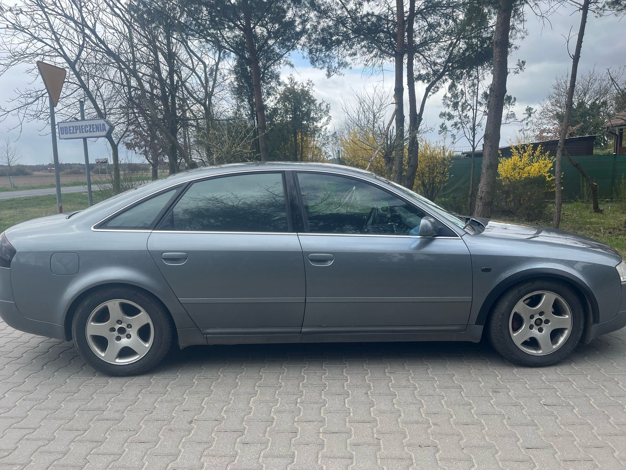 Sprzedam Audi A6C5 2.4 v6+ LPG 1999r