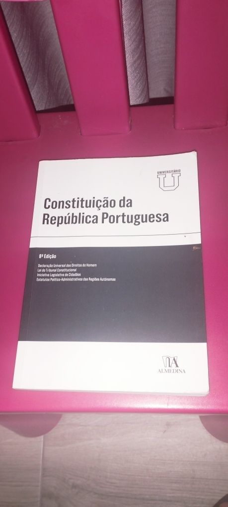 Livros de leis como novos