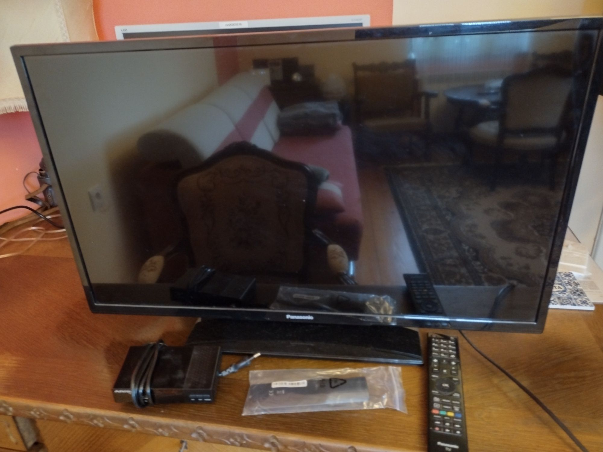 Telewizor LED ...