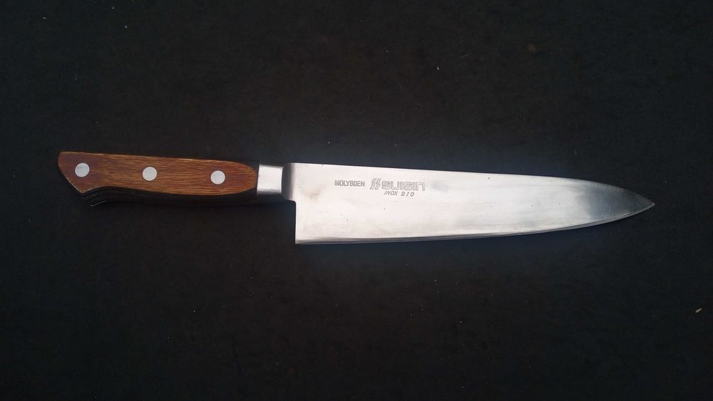Nóż japoński Suisin - gyuto
