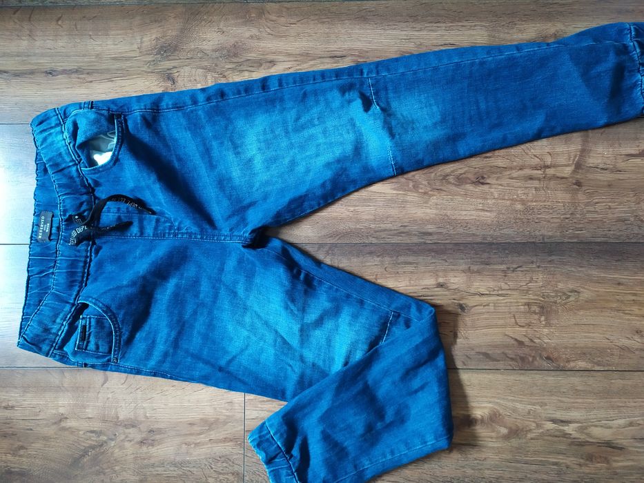 Spodnie Reserved jogger 164