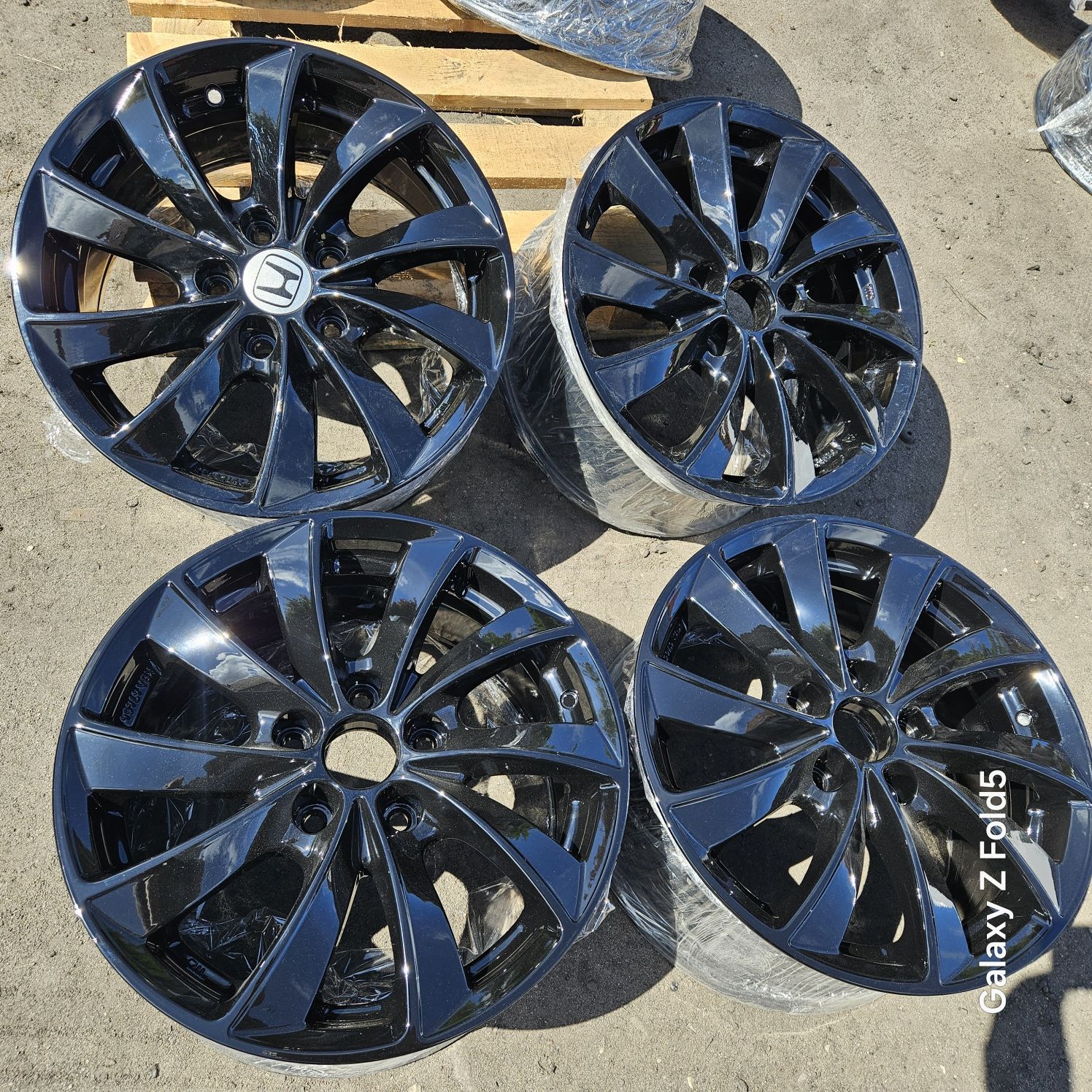 Alufelgi 16 Honda Civic Accord FRV CRV HRV 5x114,3 ET48