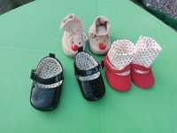 Buty dla niemowlaka pierwsze kapcie i butki