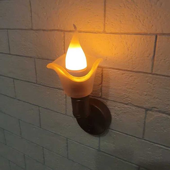 E14 LED żarówka pochodnia 4 tryby, symulacja ognia.
