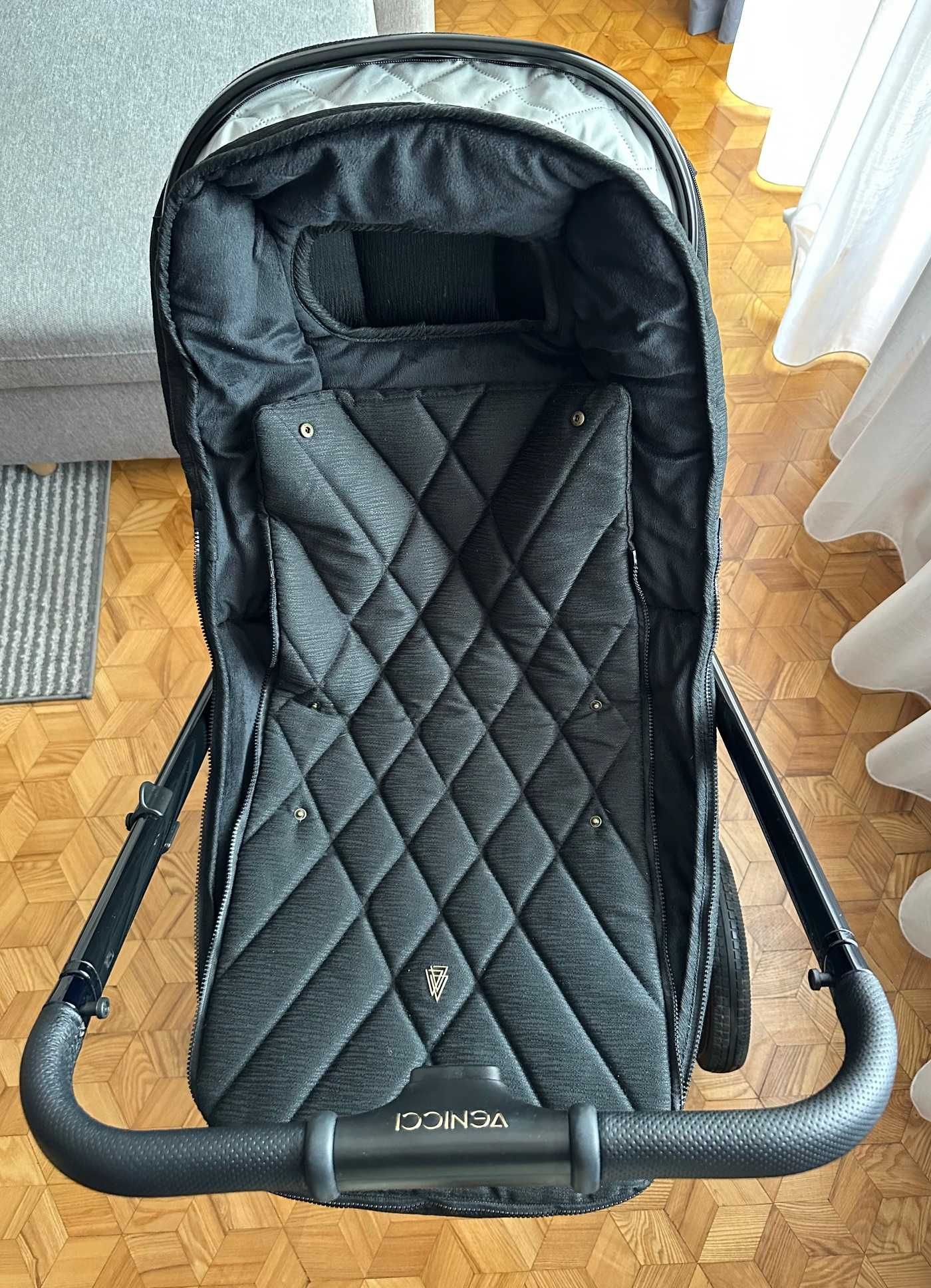 Wózek Venicci Tinum Upline2