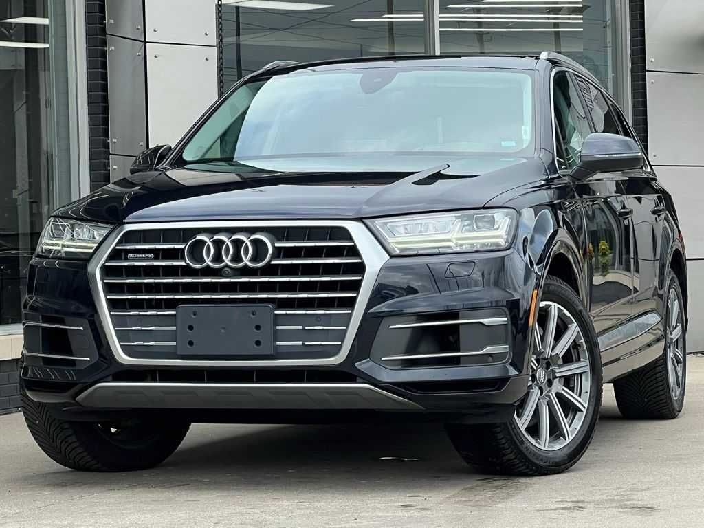 2017 Audi Q7 3.0T Prestige на пневмопідвісці на майданчику в США