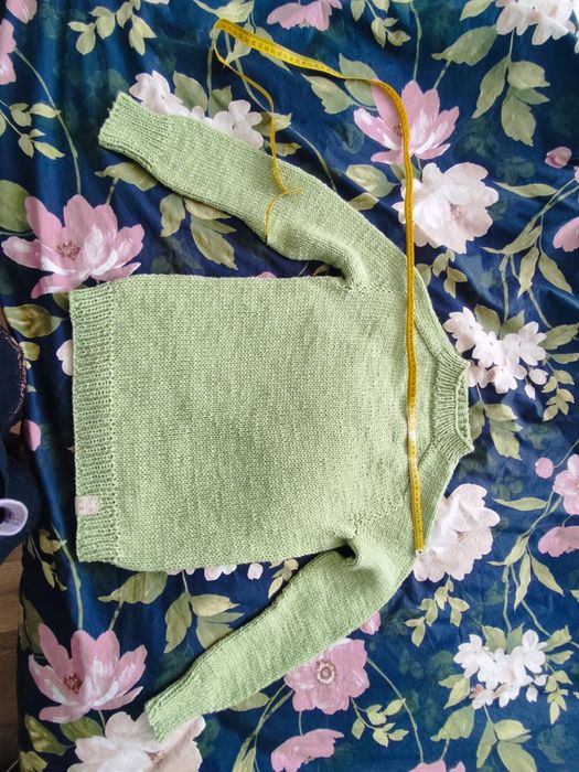 Sweterek handmade