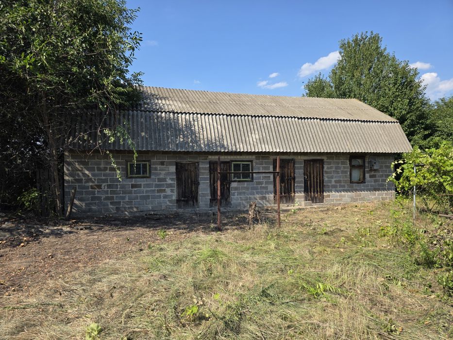 Ревне, 20 соток з будинком