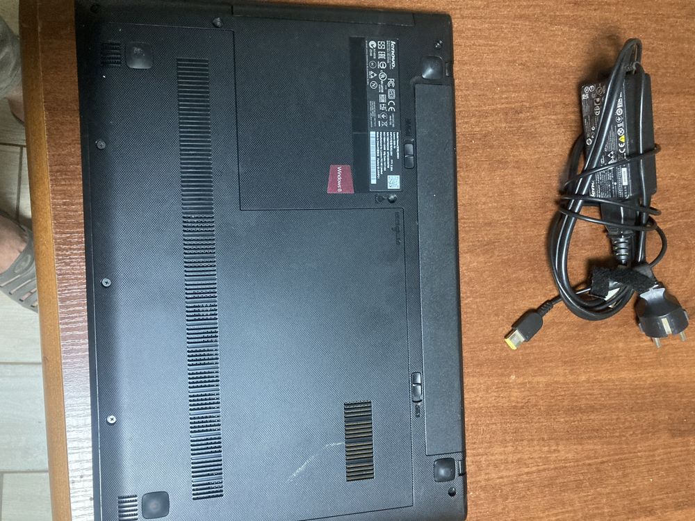 Laptop Lenovo na czesci.
