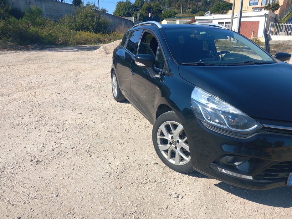 Renault Clio em ótimo estado