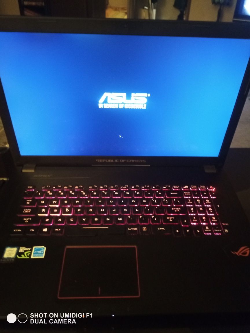 Asus Strix G753ve. Gtx1050Ti. I7 16 GB