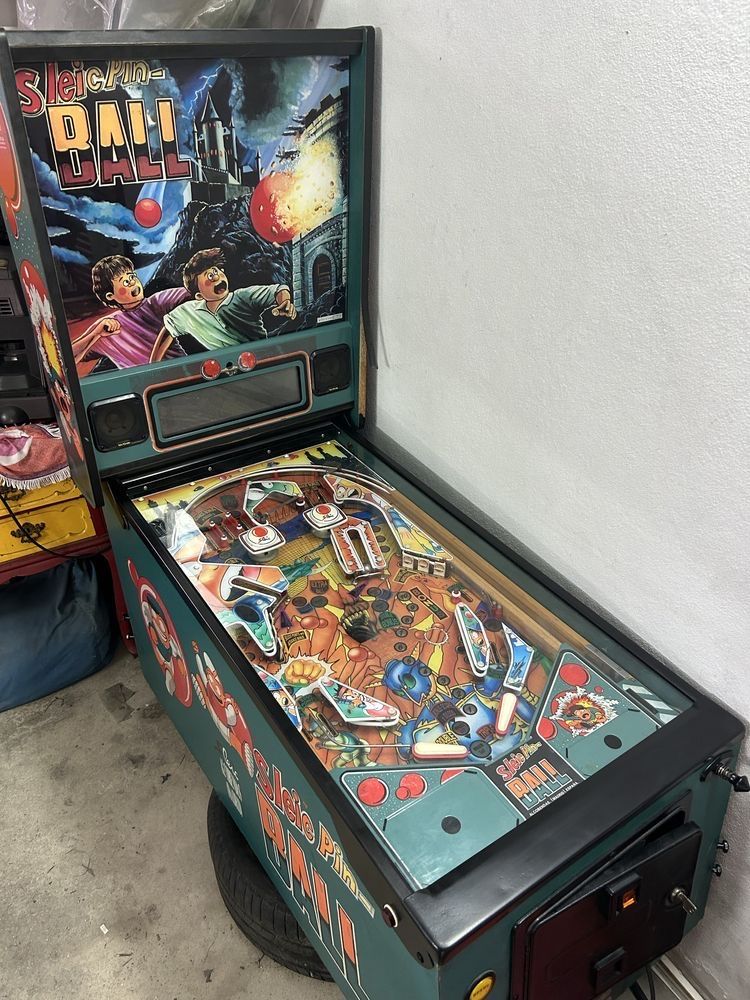 Flippers/ SLEIC Pinball machine