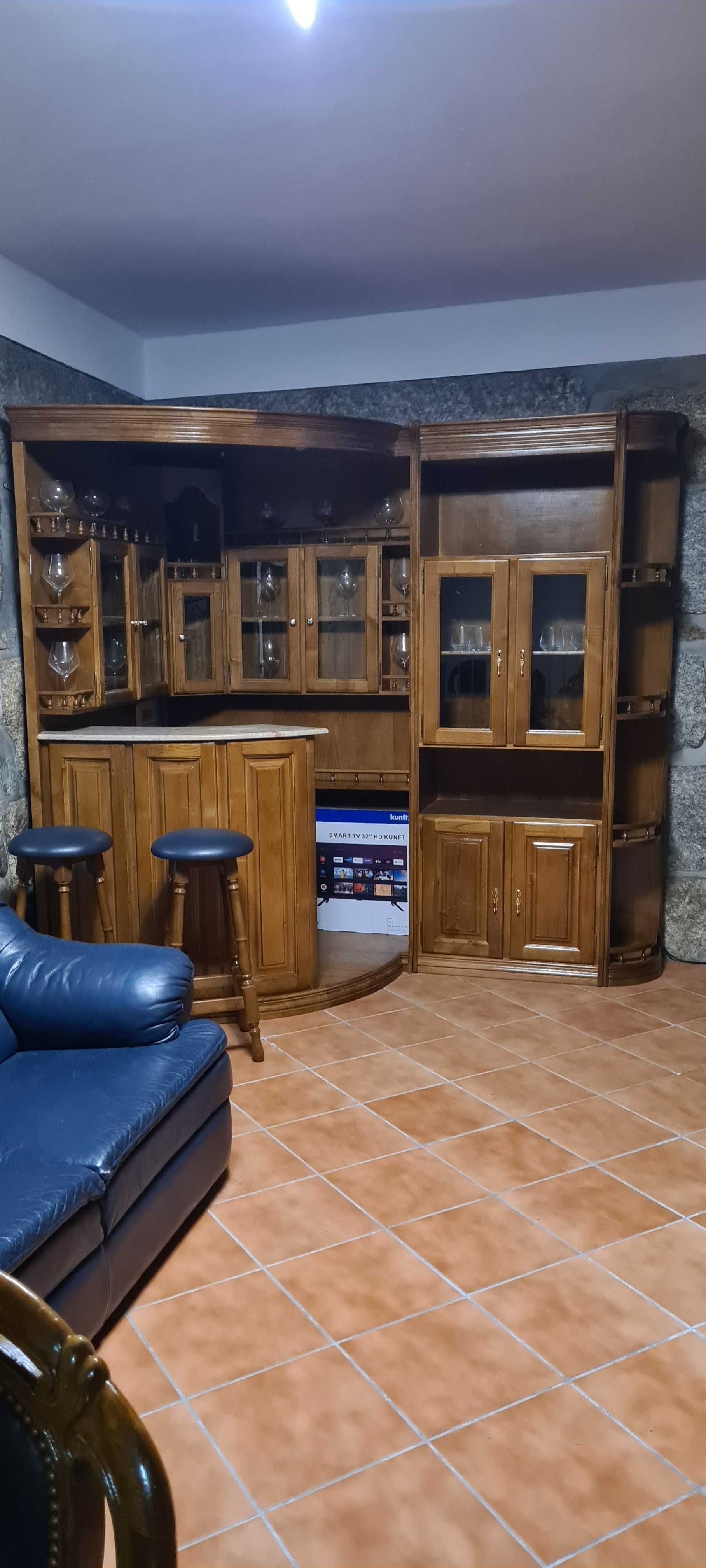 Bar de sala usado
