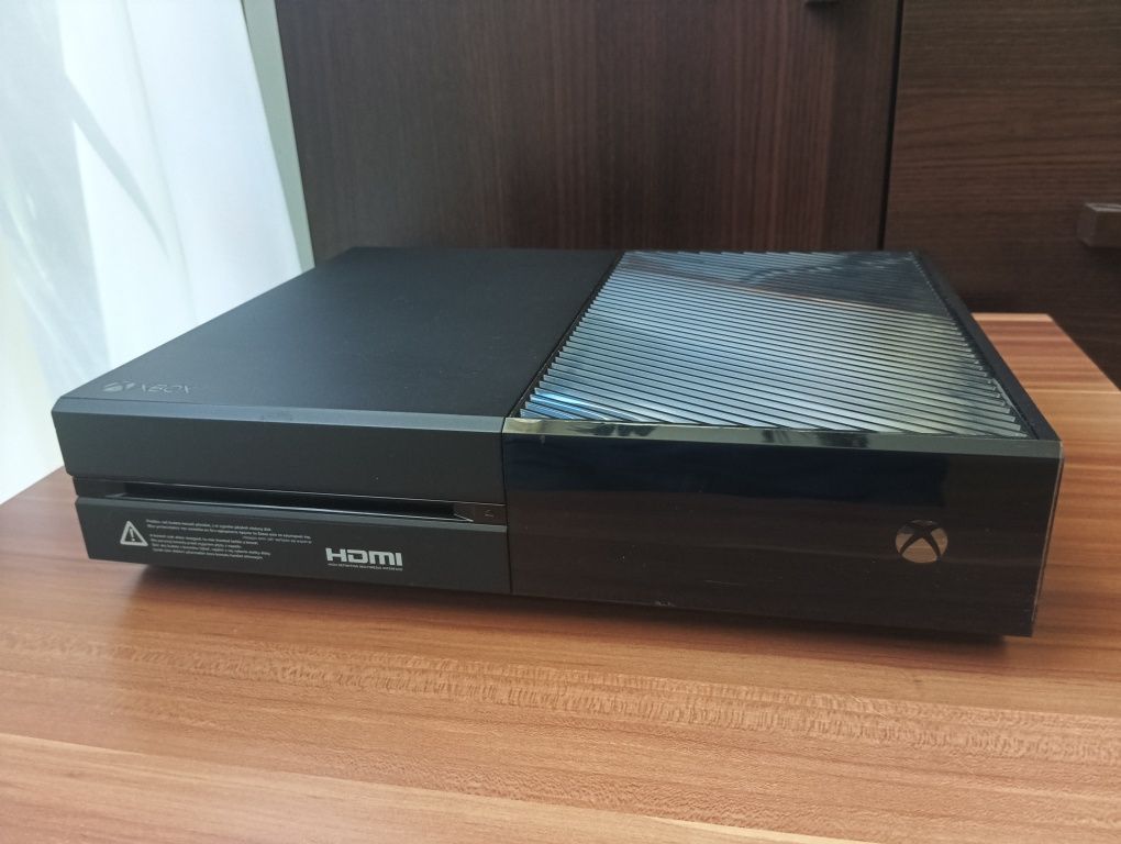 Xbox One  1540 console