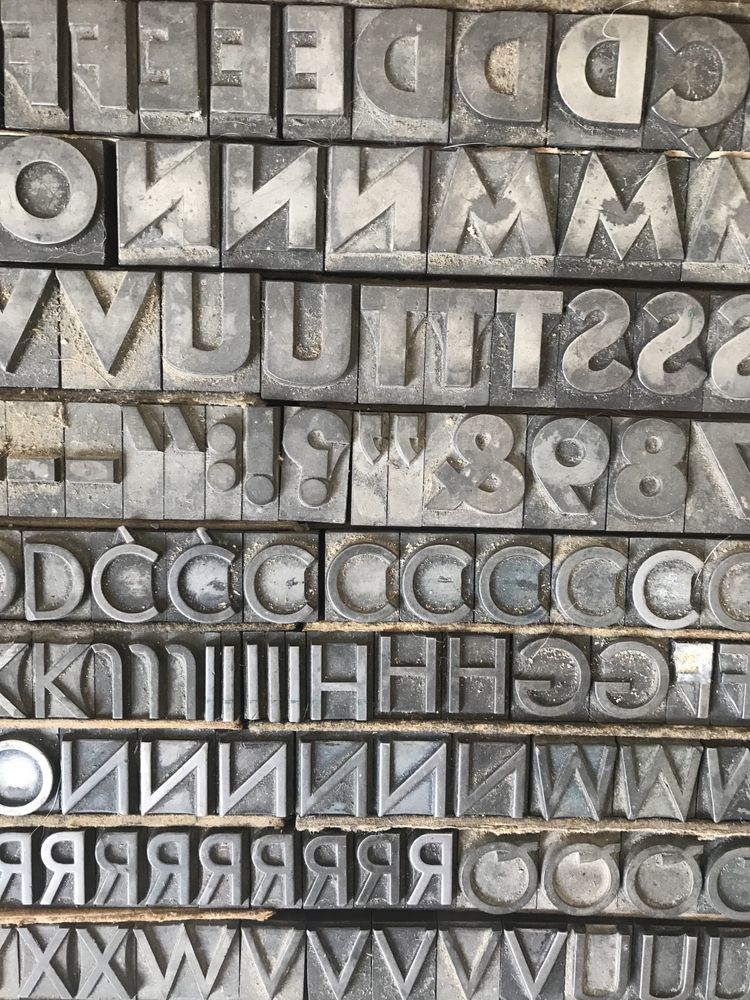 Tipos Letras fonte tipográfica em chumbo 23mm e 18mm