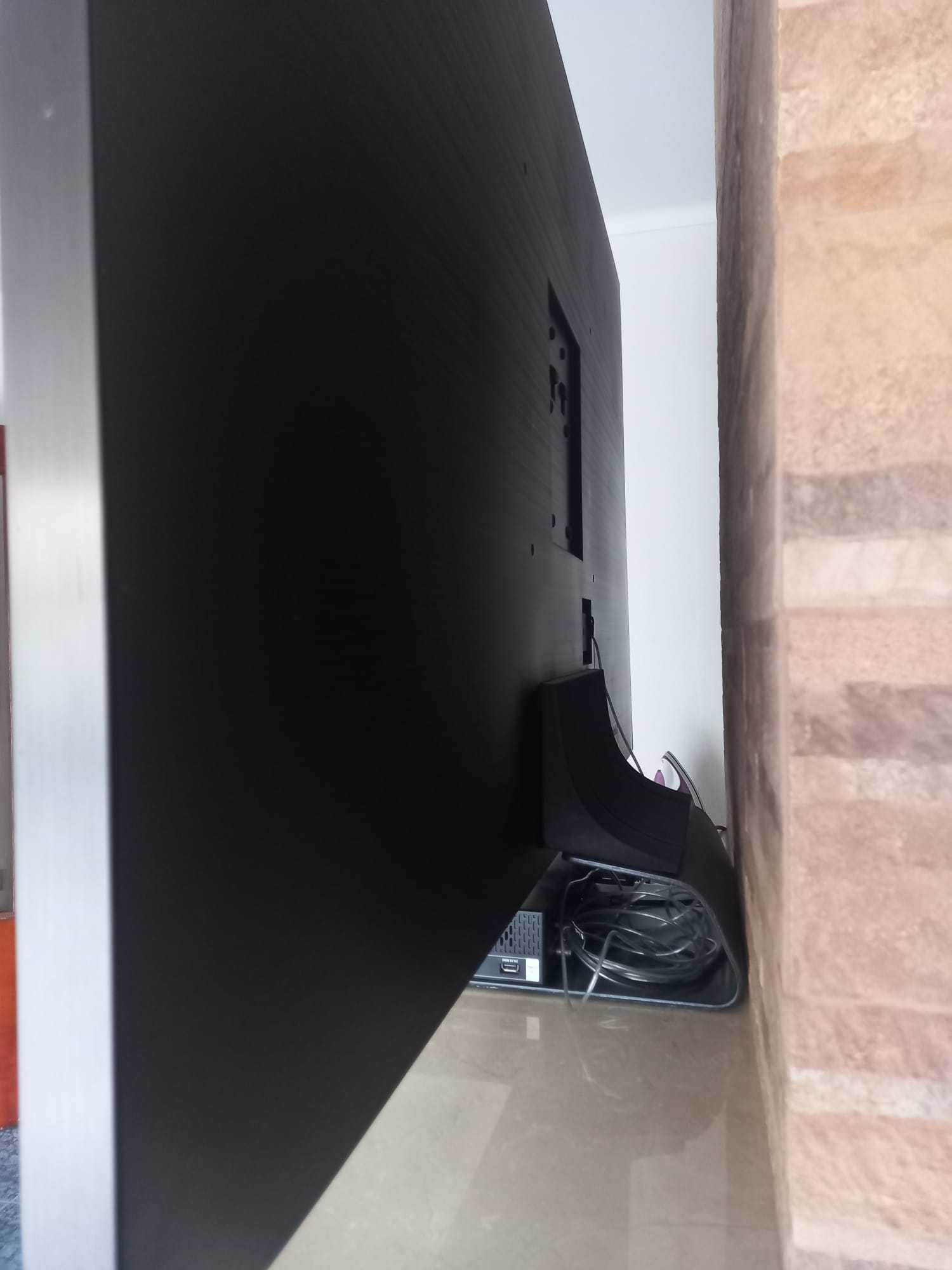 TV Smart Samsung QLED Q95T