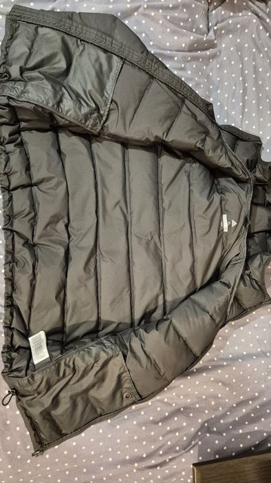 Жіночий пуховик Adidas W Helionic Ho J (BQ1935), розмір XL