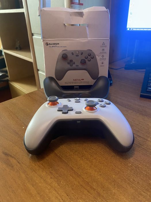 Геймпад джойстік gamesir nova lite