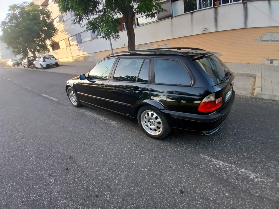 BMW 320D tourig 150cv  2004