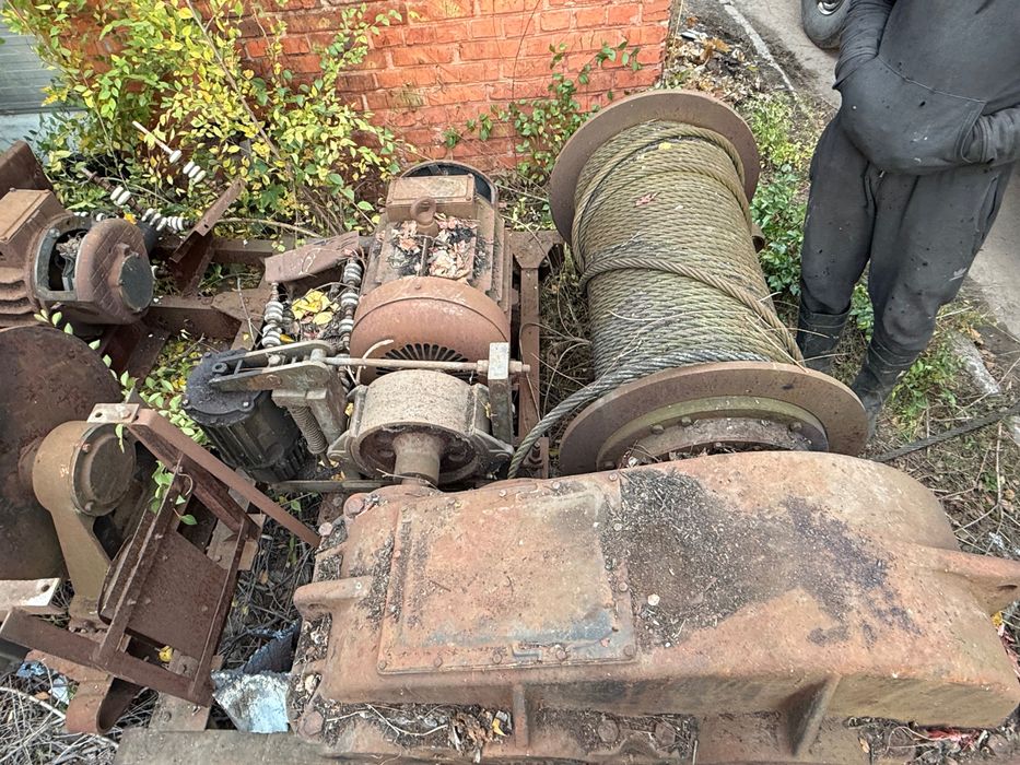 Крановая подвеска 50т / крюк / траверса / редуктора