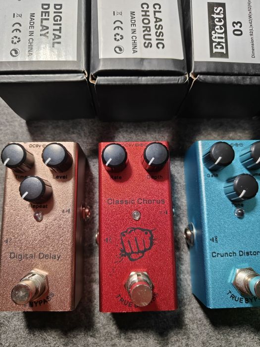 Педалі Ефектів Distortion, Overdrive, Delay, Chorus