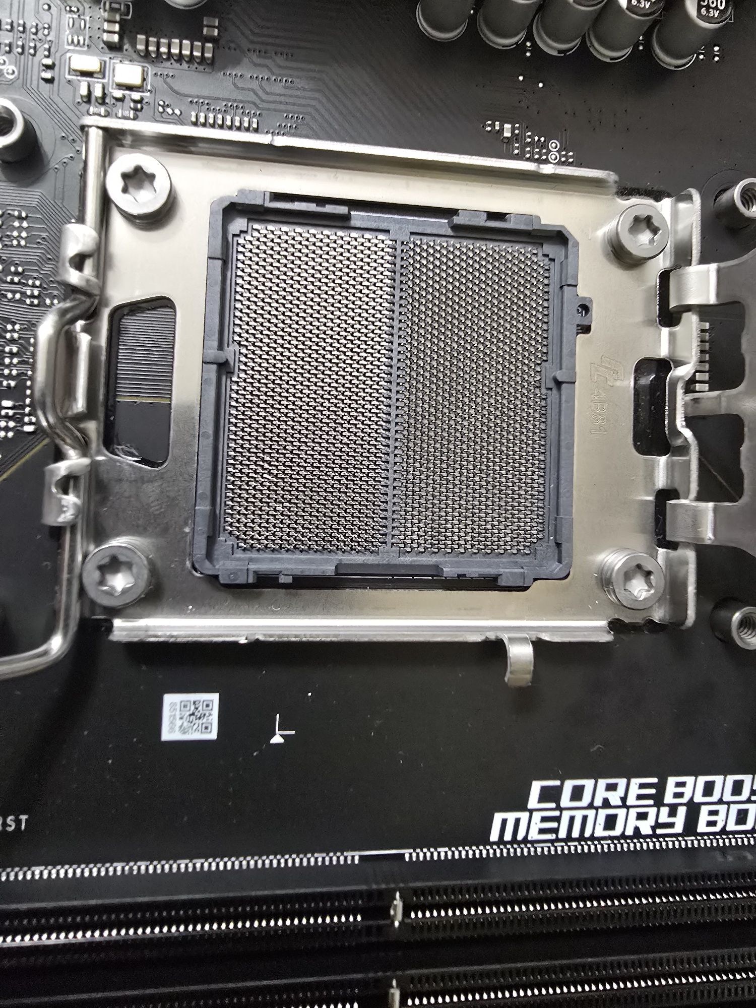 Материнская плата MSI B650 Gaming Plus Wi-Fi (sAM5, AMD Вб50, РСІ-Ех1б