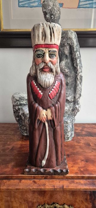 Drewniana rzeźba ludowa "Żyd z laską" antyk schowek na butelke boho