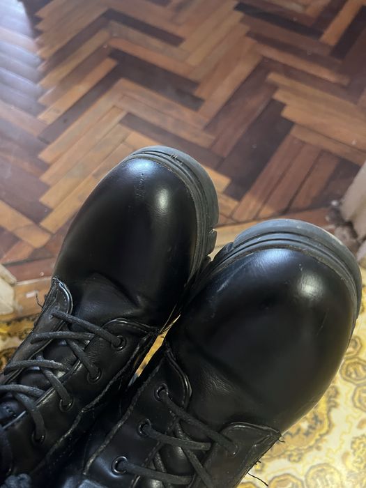 Осінні ботинки для дівчинки кожані чорні