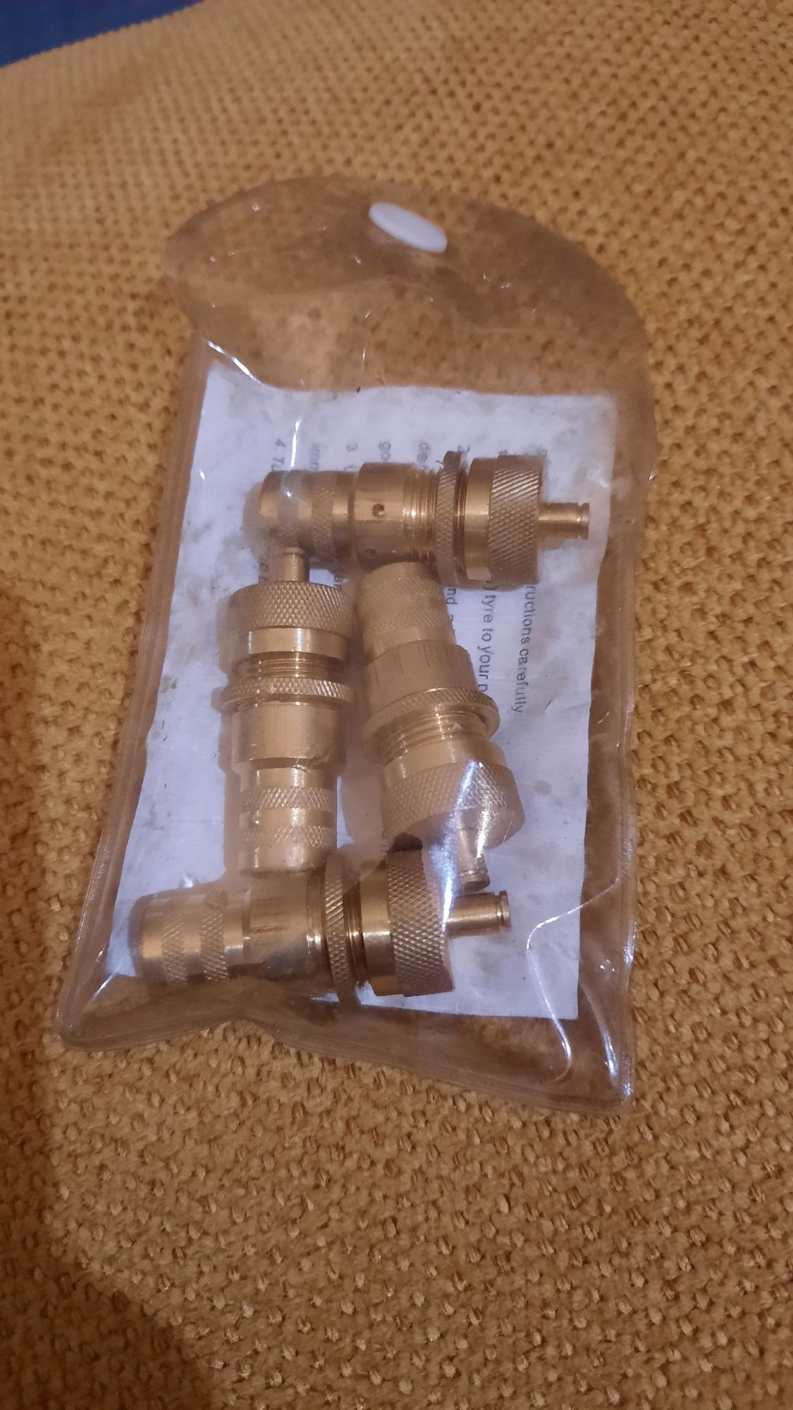 Válvulas de descarga controlada de pressão de pneus