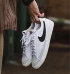 Nike  Blazer  Low.  Жіночі  кеди. Оригінал. Нові. Розмір 37,5