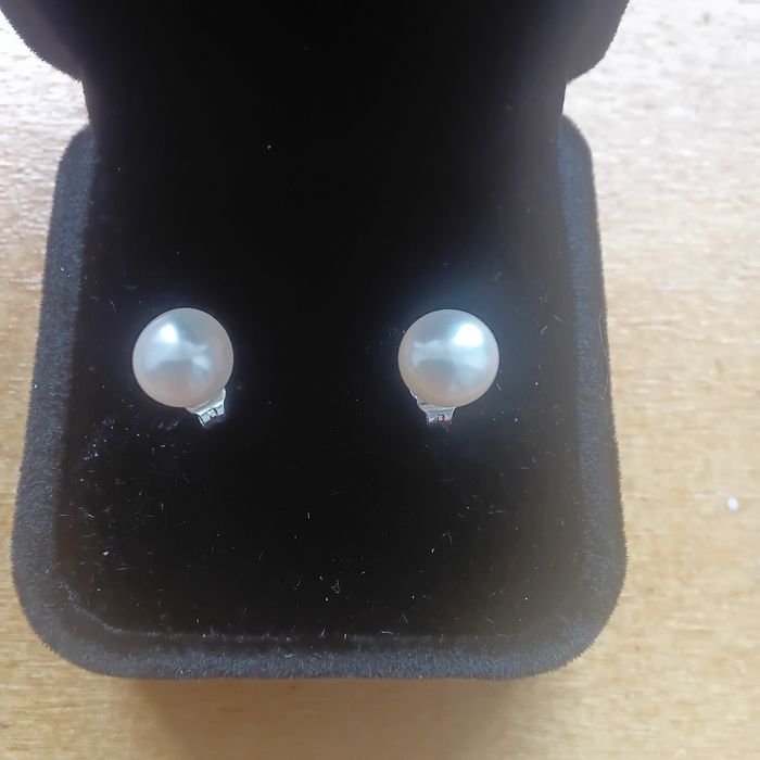 Brincos em prata com pérolas naturais