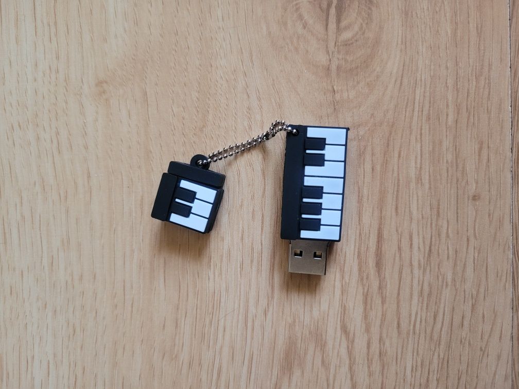 Pendrive - pojemność 64gb