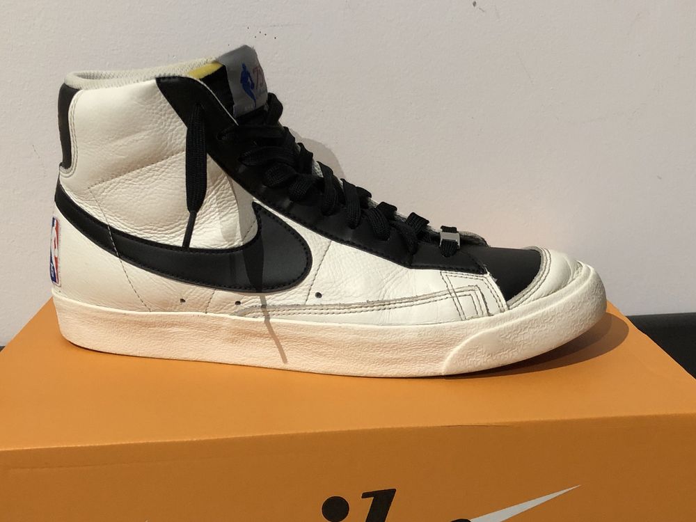 Blazer Mid '77 EMB