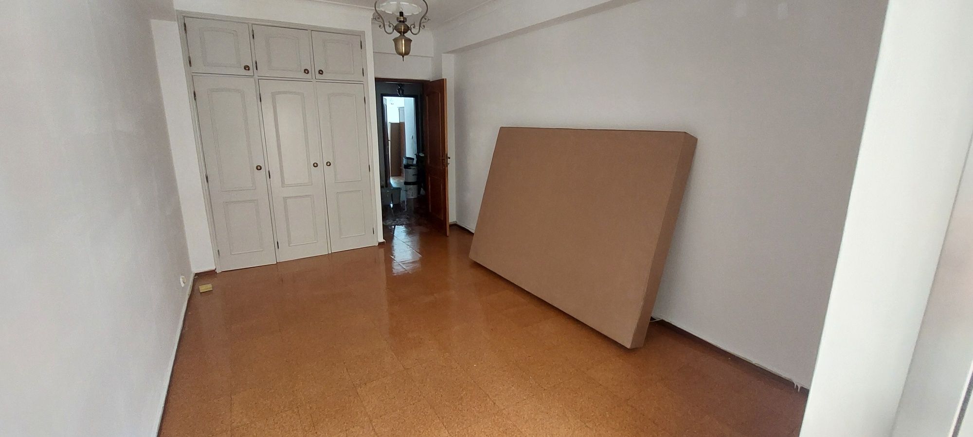Quartos para Arrendar em Apartamento para ESTUDANTES – Frente à ESE!