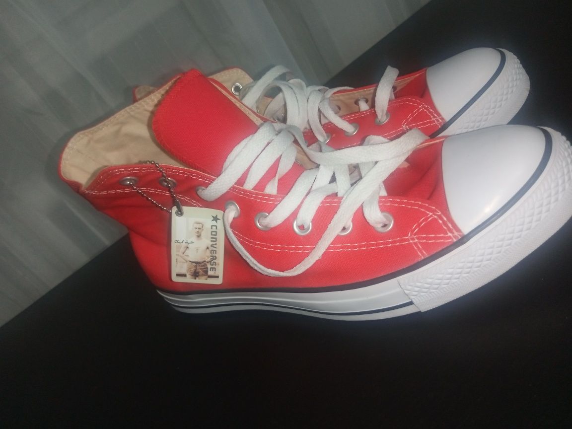 Red Converse Good Condition