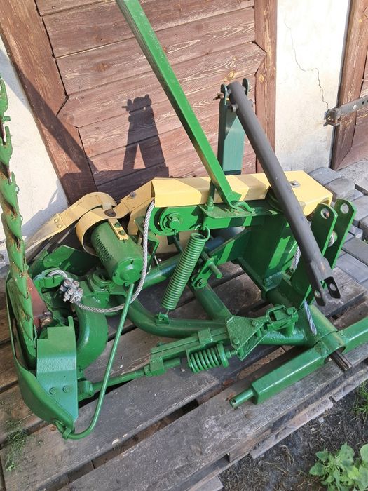 Sprzedam kosiarkę listwową z trzypunktowym zawieszeniem