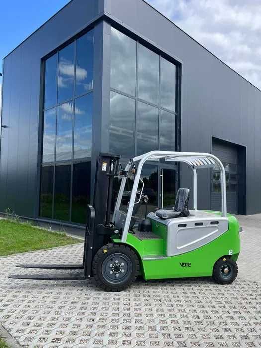 Nowy elektryczny wózek widłowy 3T